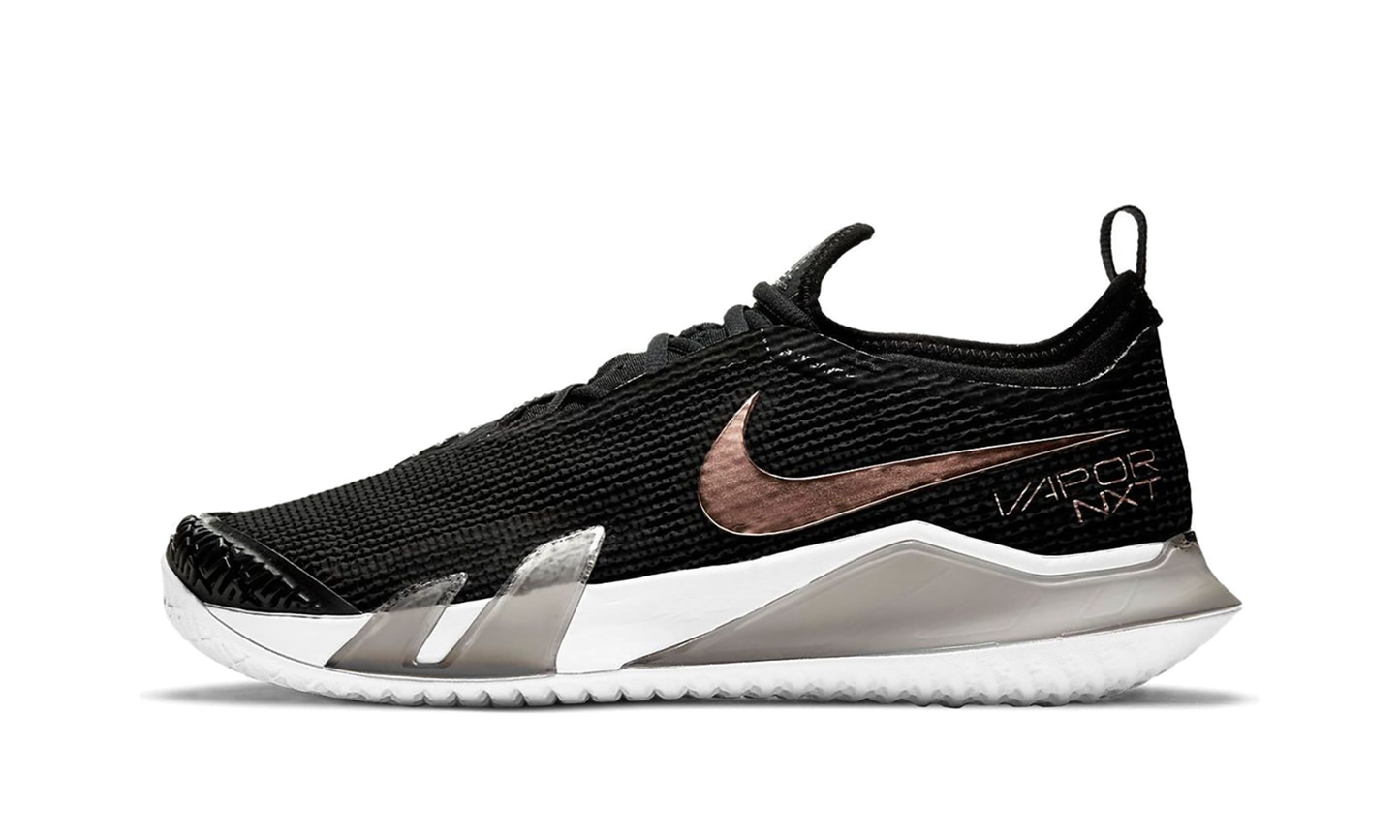 Court React Vapor NXT Wmns"Black/ Metallic Red" CV0742 002
