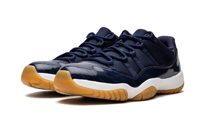 11 Retro Low "Navy/Gum" 528895 405