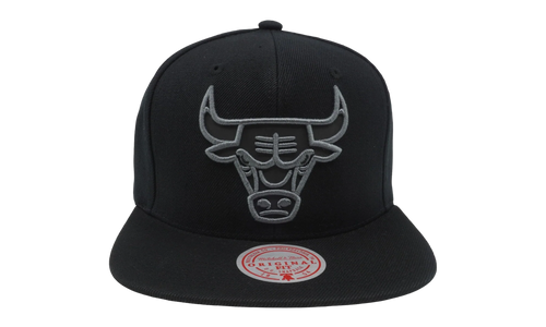NBA Blackout Reflective Snapback Cap "Chicago Bulls - Black" 6HSSBC20053 CBUBLCK