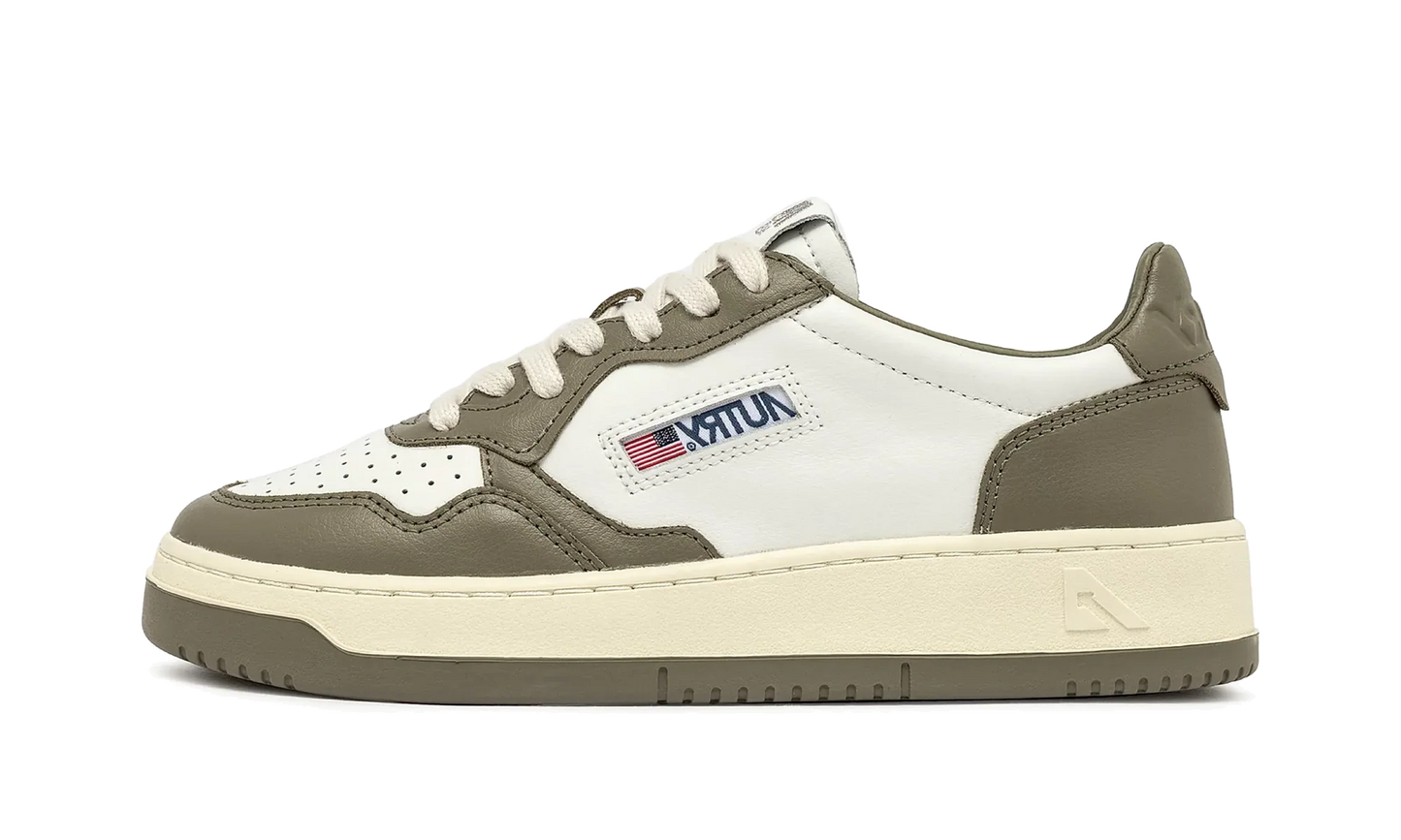 Medalist Low WMNS "White / Covert Green" AULW WB54