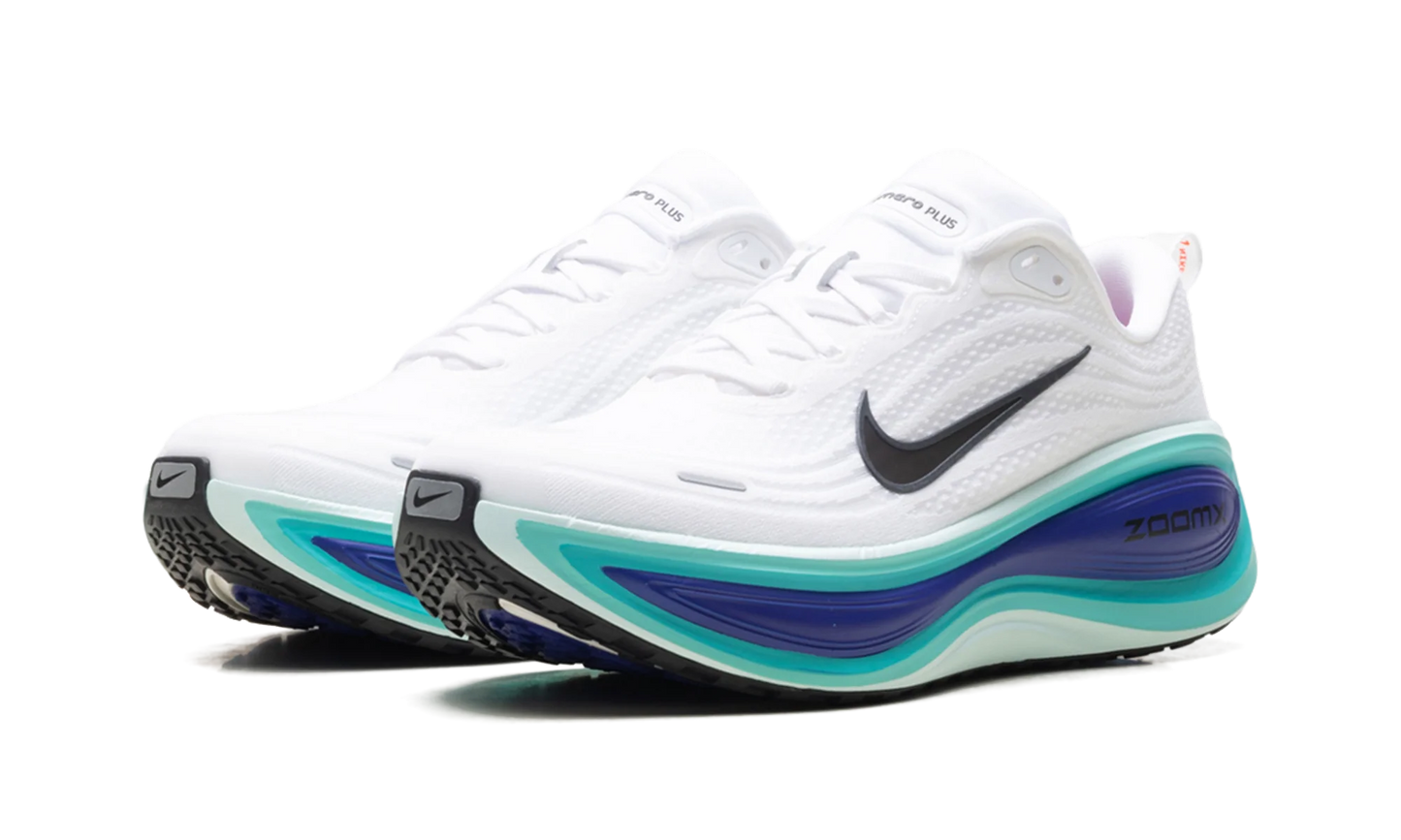 Vomero Plus "White Bright Concord Hyper Turquoise" HV8150 104