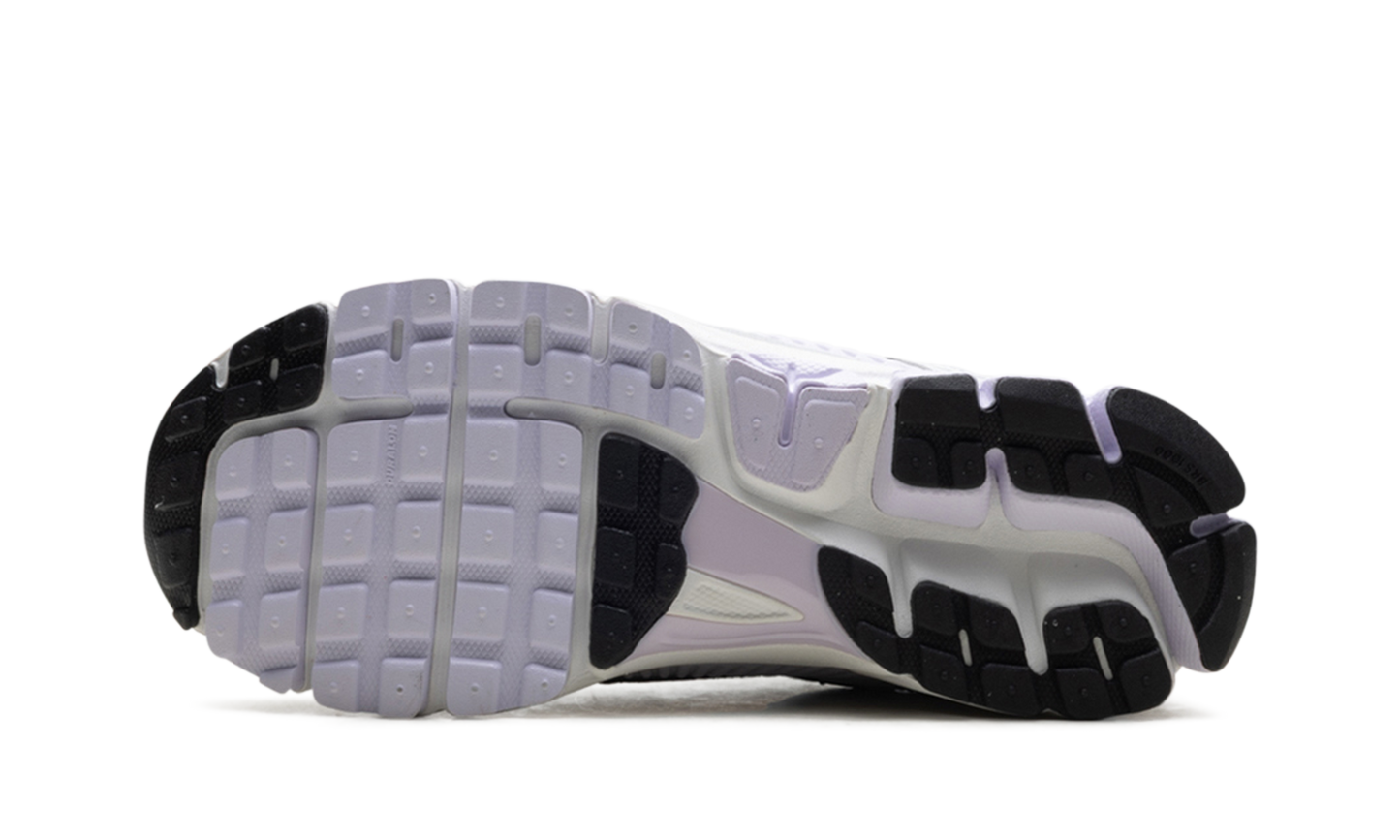 Zoom Vomero 5 WMNS"Barely Grape Photon Dust Summit White Metallic Silver" IB7253 500