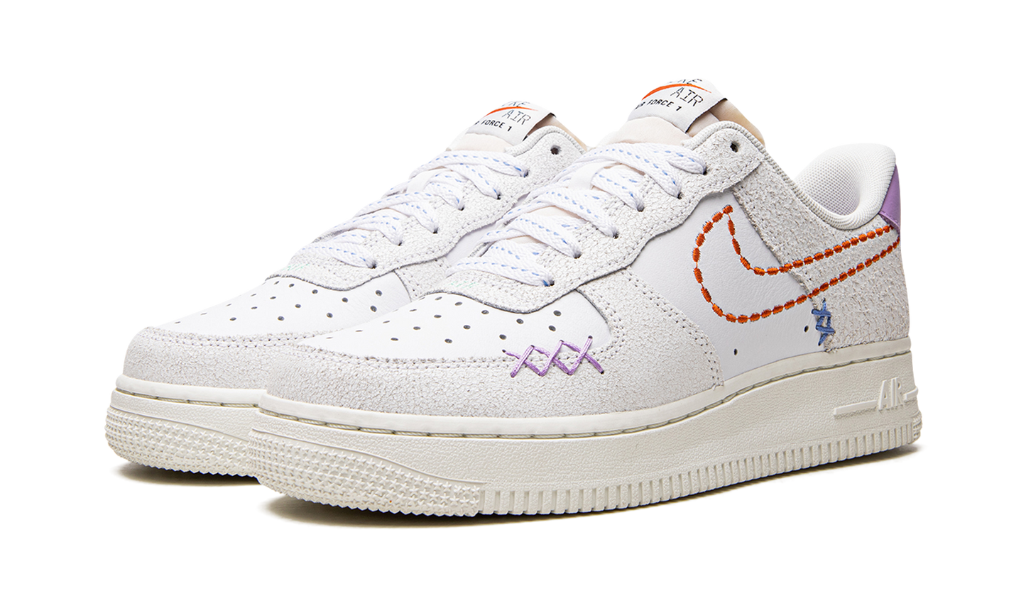 AIR FORCE 1'07 SE MNS WMNS" 101" DX2348 100
