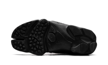 Air Rift WMNS "Black" IB8954 001
