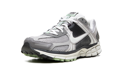 VOMERO 5 WMNS"Cobblestone" FB8825 001
