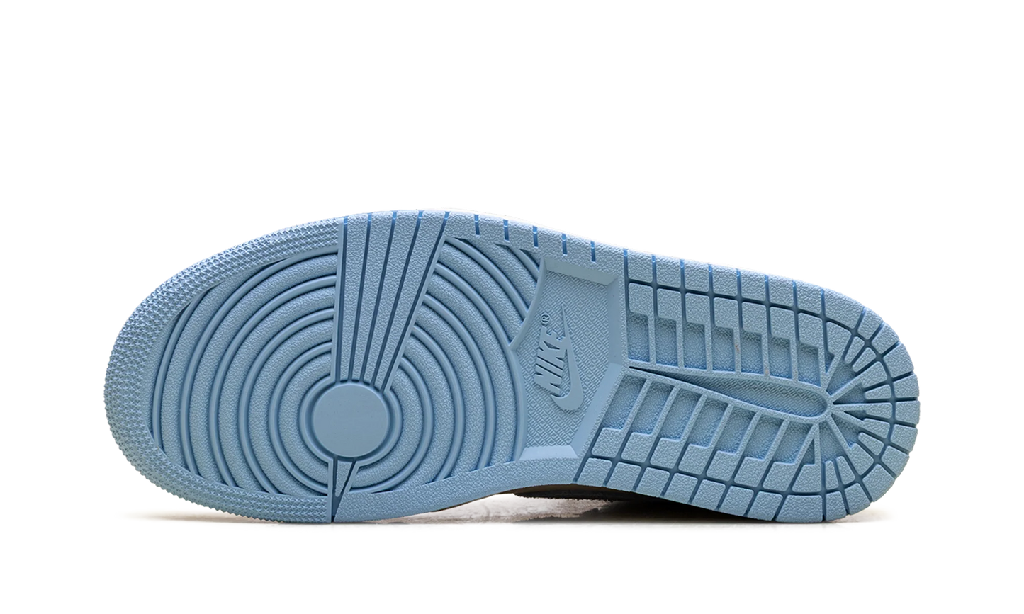 Air Jordan 1 WMNS "Psychic Blue" FD2596 102