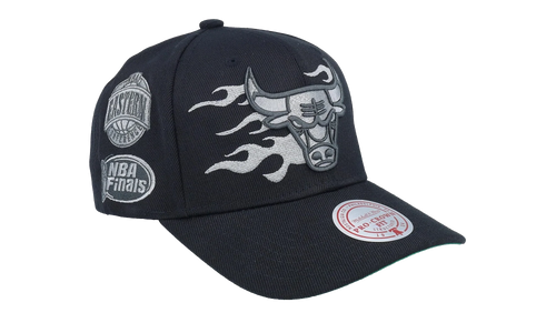 NBA Beautiful Chaos Pro Snapback Cap "Chicago Bulls - Black" HP9553 CBUBLCK