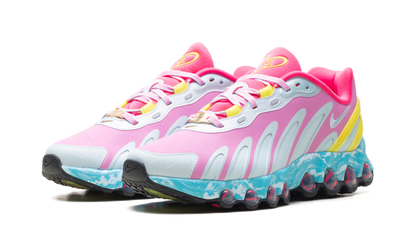 Air Max DN8 WMNS"Doernbecher" IO7689 921