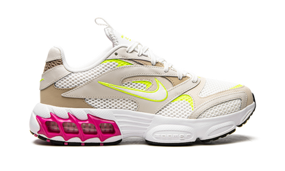 WMNS Zoom Air Fire"Summit White and Total Orange" CW3876 106