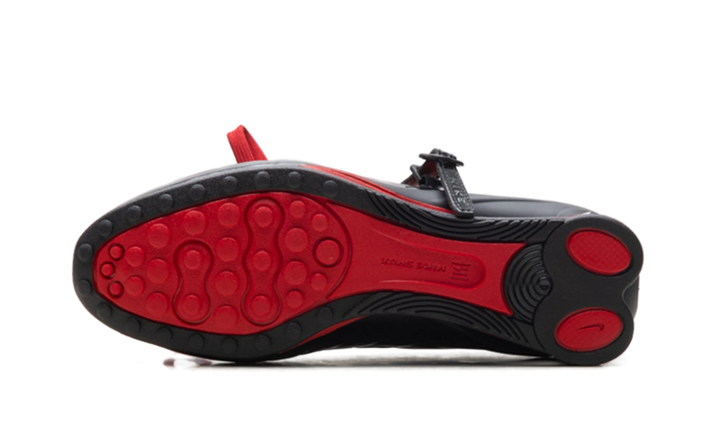 Shox Z Calistra WMNS "LABELHOOD" IW7881 001