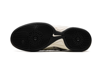 Total 90 SE WMNS"Olive Aura Pale Ivory" IB4204 301