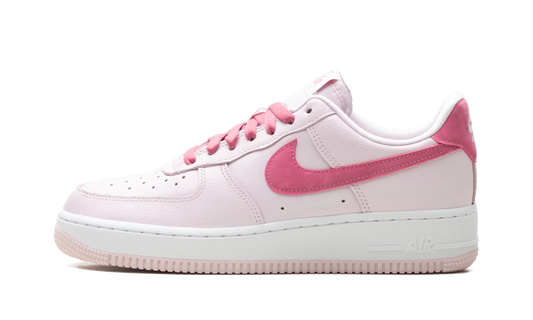 Air Force 1 Low WMNS "Valentine's Day (2026)" IO8755 600