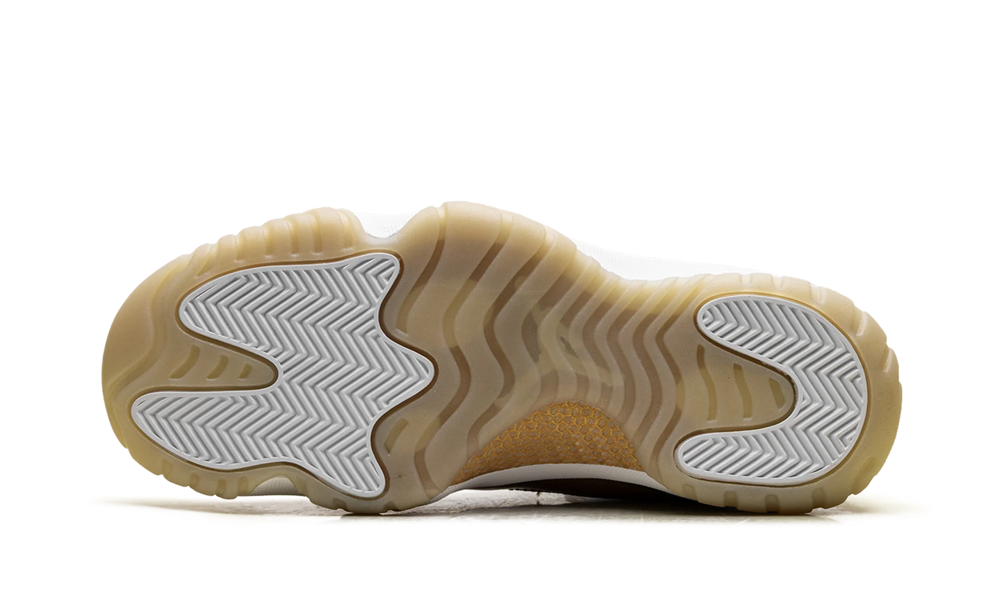 Air Jordan 11 Low WMNS "Mother’s Day" AH7860 102