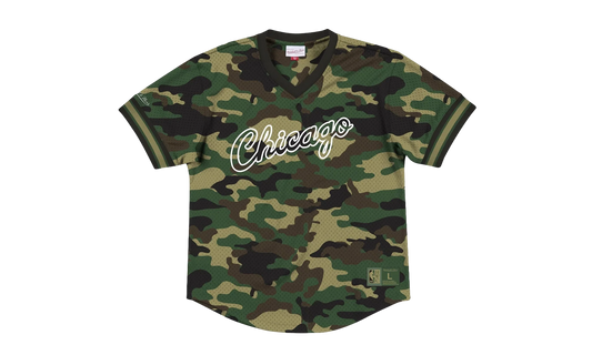 NBA Mesh V-Neck Tee "Chicago Bulls - Camo" MSPOMG18018 CBUCMWD1