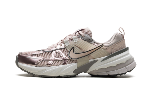 V2K Run WMNS"Particle Beige College Grey Light Bone" FD0736 201
