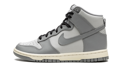 DUNK HIGH WMNS"Aged" DD1869 001