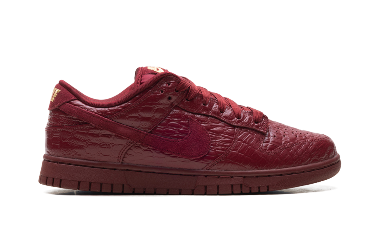 Dunk Low WMNS"Team Red Croc" HV4388 600