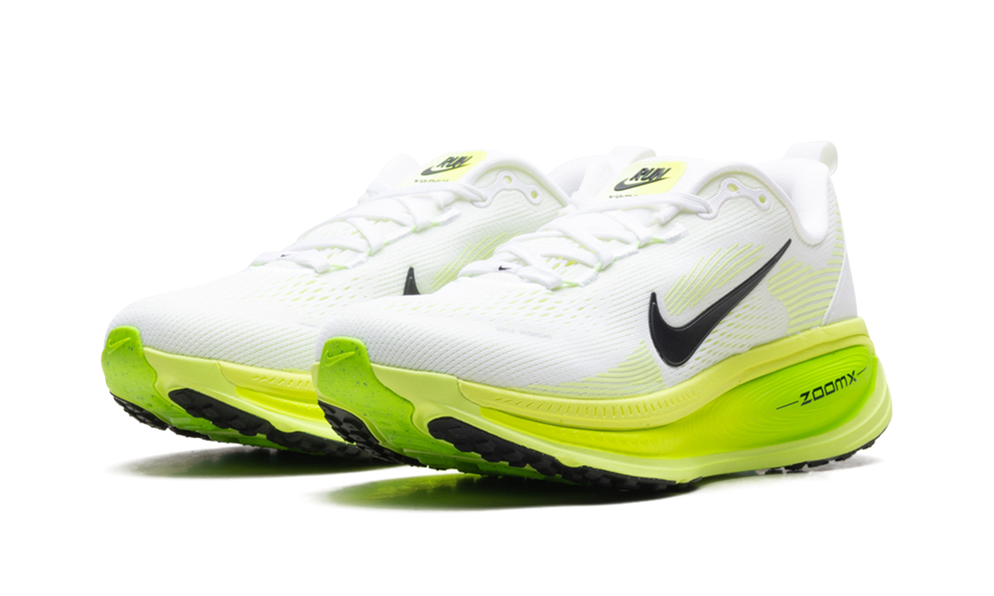Vomero 18 WMNS"ELECTRIC GREEN" HM6804 102