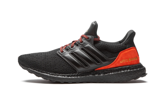 Ultraboost "Core Black / Red Suede" FW4899