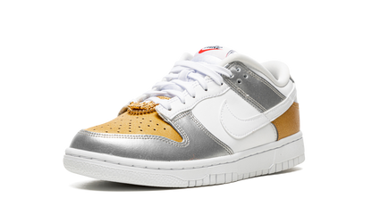 DUNK LOW WMNS"Gold White Silver" DH4403 700