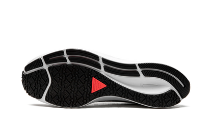 Nke Air Zoom Pegasus 37 Shield "Black/White" CQ7935 002