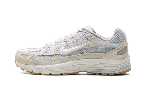 P-6000 WMNS"Photon Dust Light Khaki" HV4312 025
