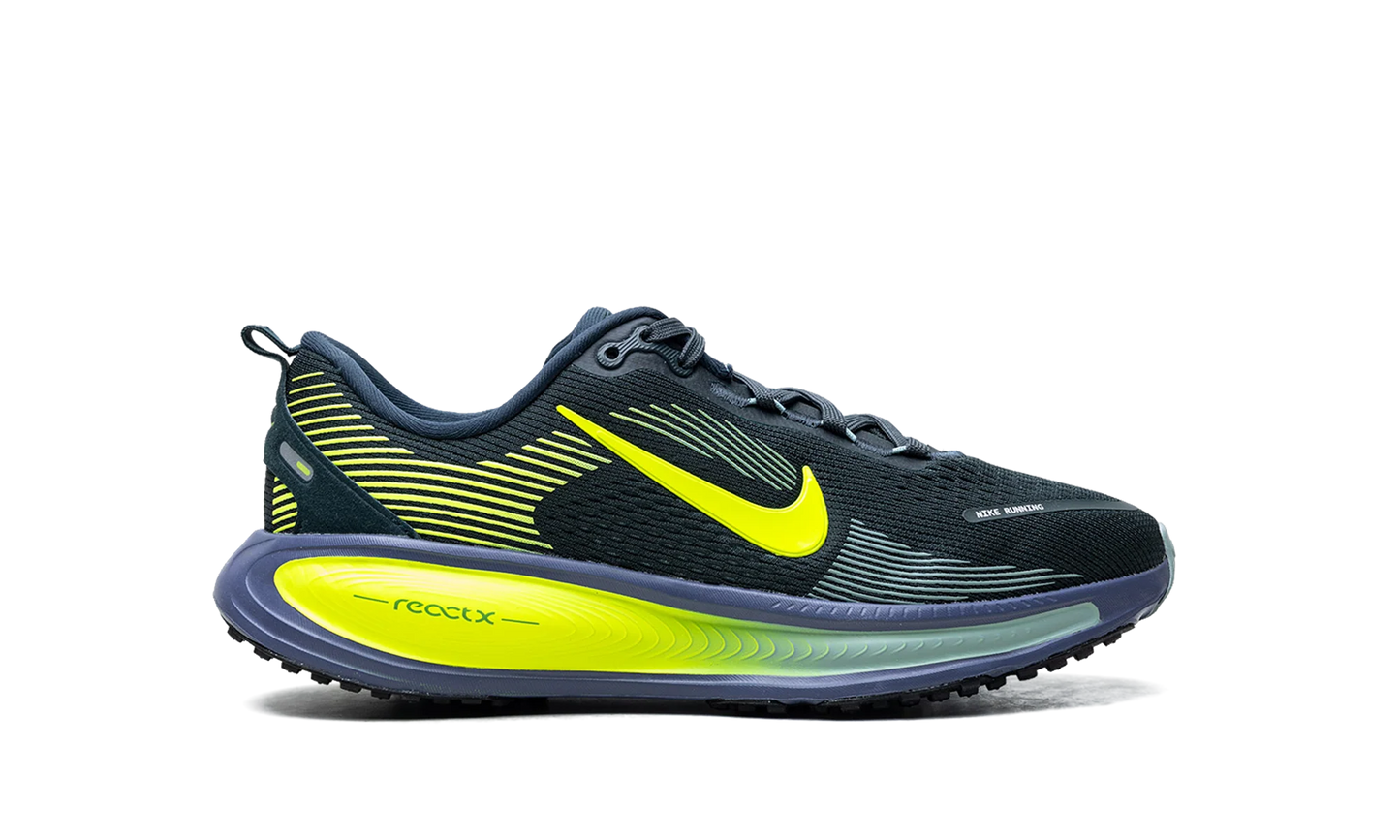 Vomero 18 GS "Seaweed" HQ2157 300