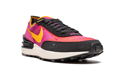 WAFFLE ONE WMNS"Active Fuchsia" DC2533 600