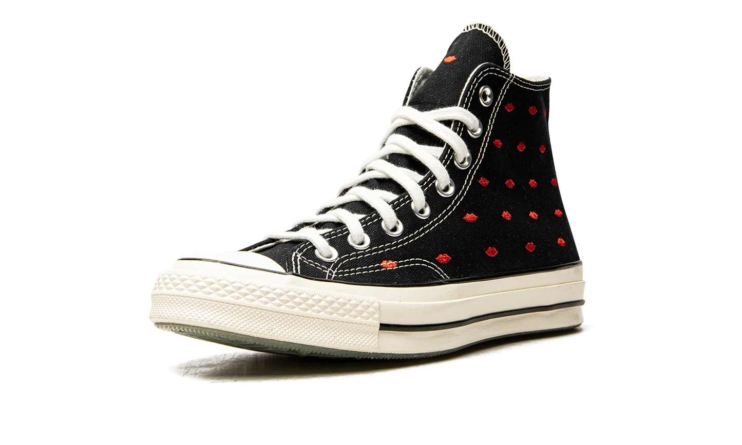 Chuck 70 Embroidered Lips High A01600C