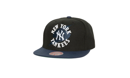 MLB Cooperstown Circle Splash Snapback Cap "New York Yankees - Black" HHSS7224 NYYYYPPPBLCK