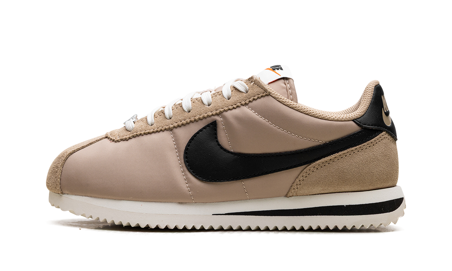 Cortez WMNS"Desert Black Sail" If1764 200