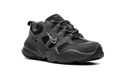 Tech Hera WMNS"Black" DR9761 003