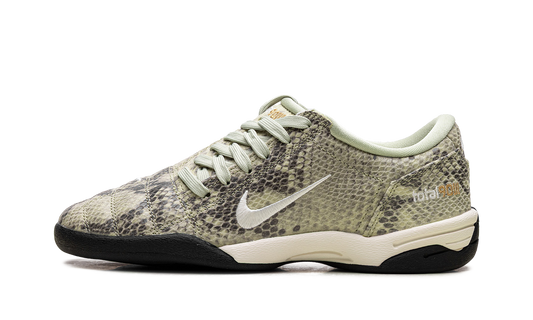 Total 90 SE WMNS"Olive Aura Pale Ivory" IB4204 301