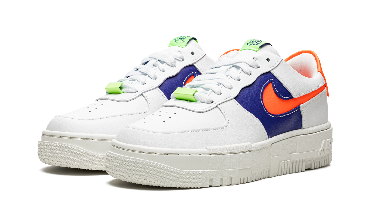 AIR FORCE 1 LO PIXEL MNS WMNS"White Concord Crimson" DM8340 100