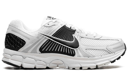 Zoom Vomero 5 ‘White Black’