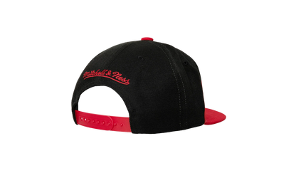 NCAA Sharktooth Snapback Cap "Ohio State Buckeyes - Black / Red" HHSS3304 OSTYYPPPBKRD