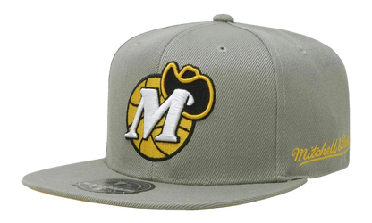 NBA Hardwood Classics Fitted Cap "Dallas Mavericks - Sunny Gray" 6HSFDX21134 DMAGREY
