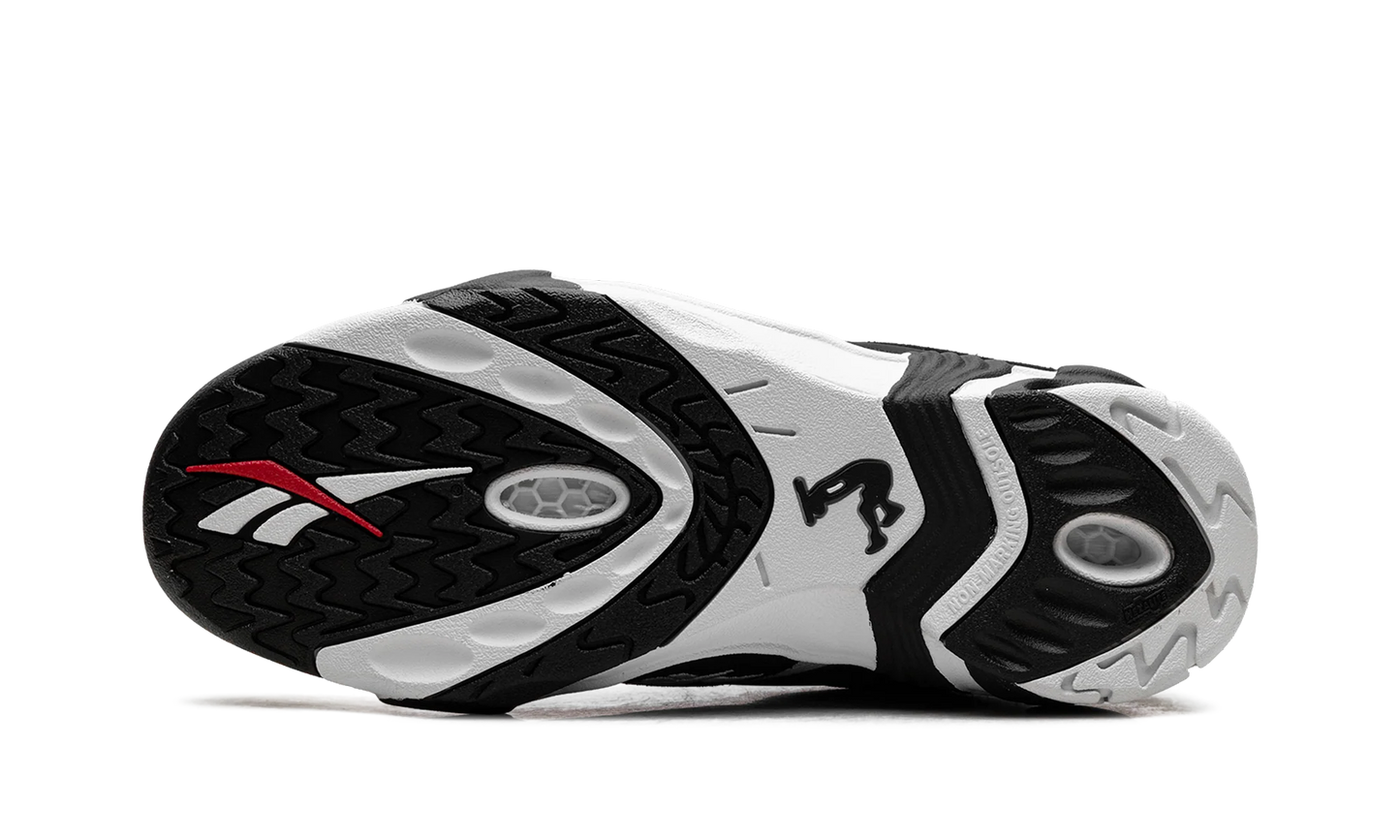Reebok Shaqnosis Low "White / Black" 100244789
