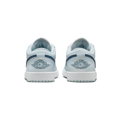 1 Low 'Aura White' (2026)
