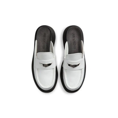 Mule 'Summit White Black' Women's (2026)