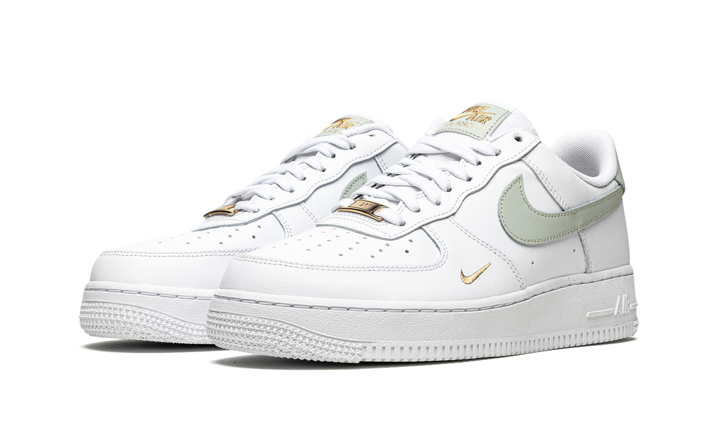 AIR FORCE 1 LO MNS WMNS"White/ Grey/ Gold"