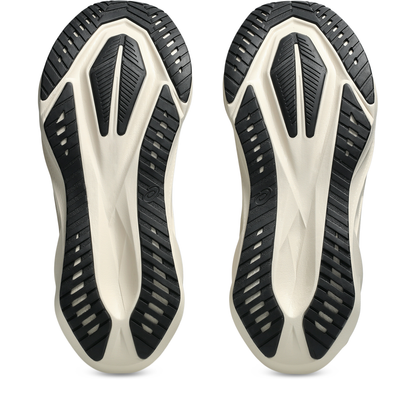 Men's Novablast 5 Running Shoes in Oatmeal/Black