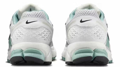 Zoom Vomero 5 Cannon (Women's)