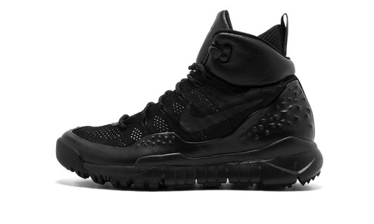 LUPINEK FLYKNIT MNS WMNS 862512 001