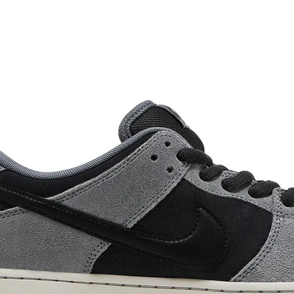 Dunk Low 'Dark Smoke Grey' (2024)