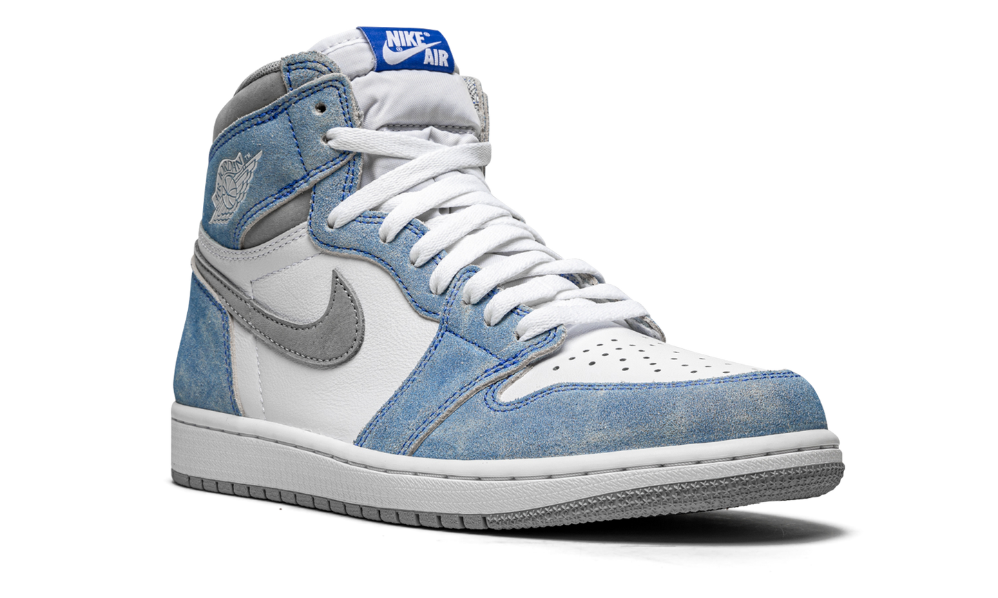 1 Retro High OG "Hyper Royal" 555088 402