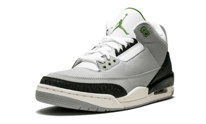 3 Retro "Chlorophyll" 136064 006