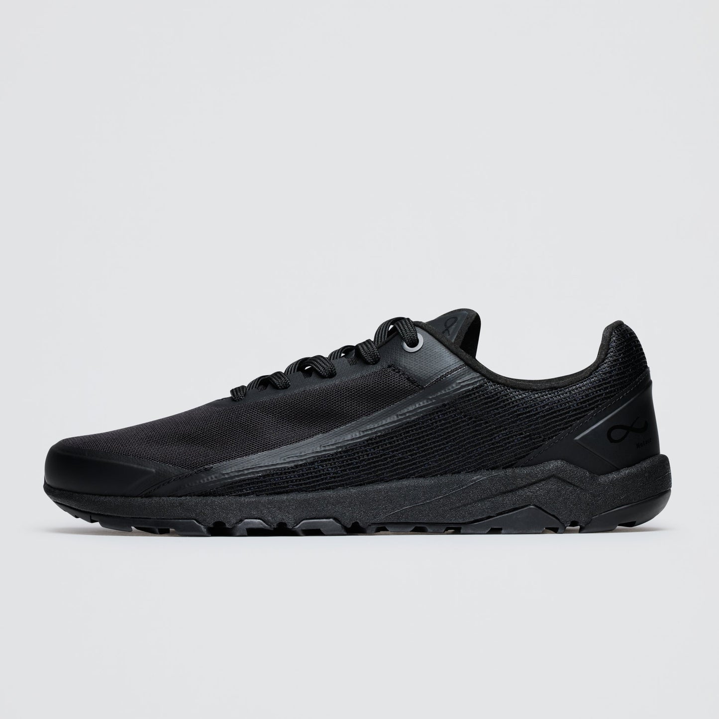 Women's Yama T1 in Triple Black