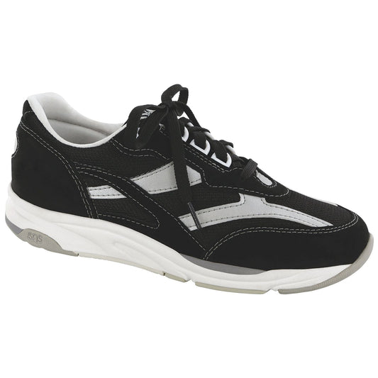 Women's Tour Mesh Lace Up Sneaker in Black / Silver