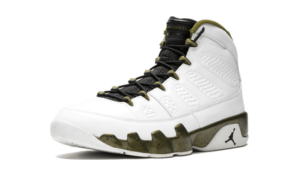 9 Retro "Statue" 302370 109